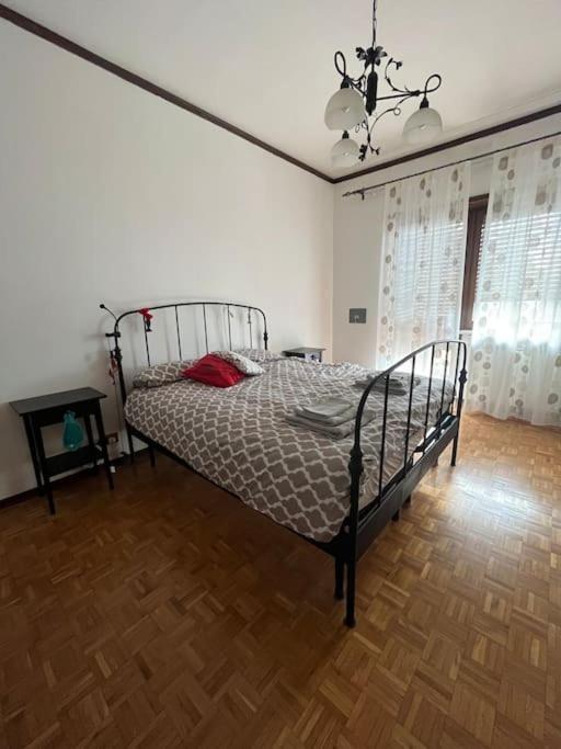 Appartamento Alle Porte D'Ivrea Banchette D'Ivrea Buitenkant foto