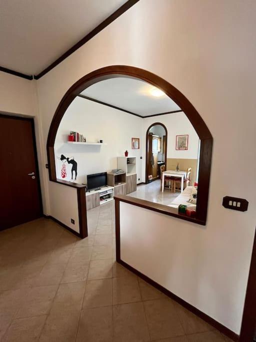 Appartamento Alle Porte D'Ivrea Banchette D'Ivrea Buitenkant foto